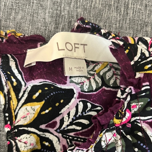 LOFT Multicolor Floral Ruffle Top - Picture 2 of 3
